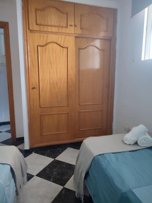 Apartamento En Playa Carvajal Fuengirola Bagian luar foto