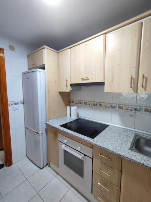 Apartamento En Playa Carvajal Fuengirola Bagian luar foto