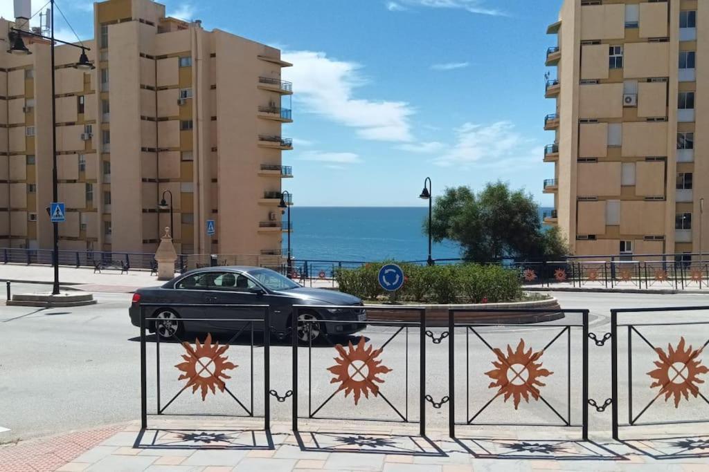 Apartamento En Playa Carvajal Fuengirola Bagian luar foto