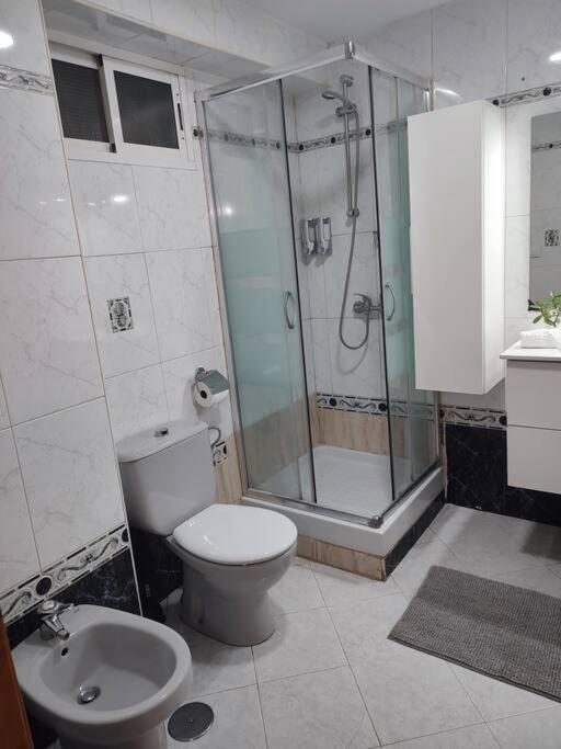 Apartamento En Playa Carvajal Fuengirola Bagian luar foto